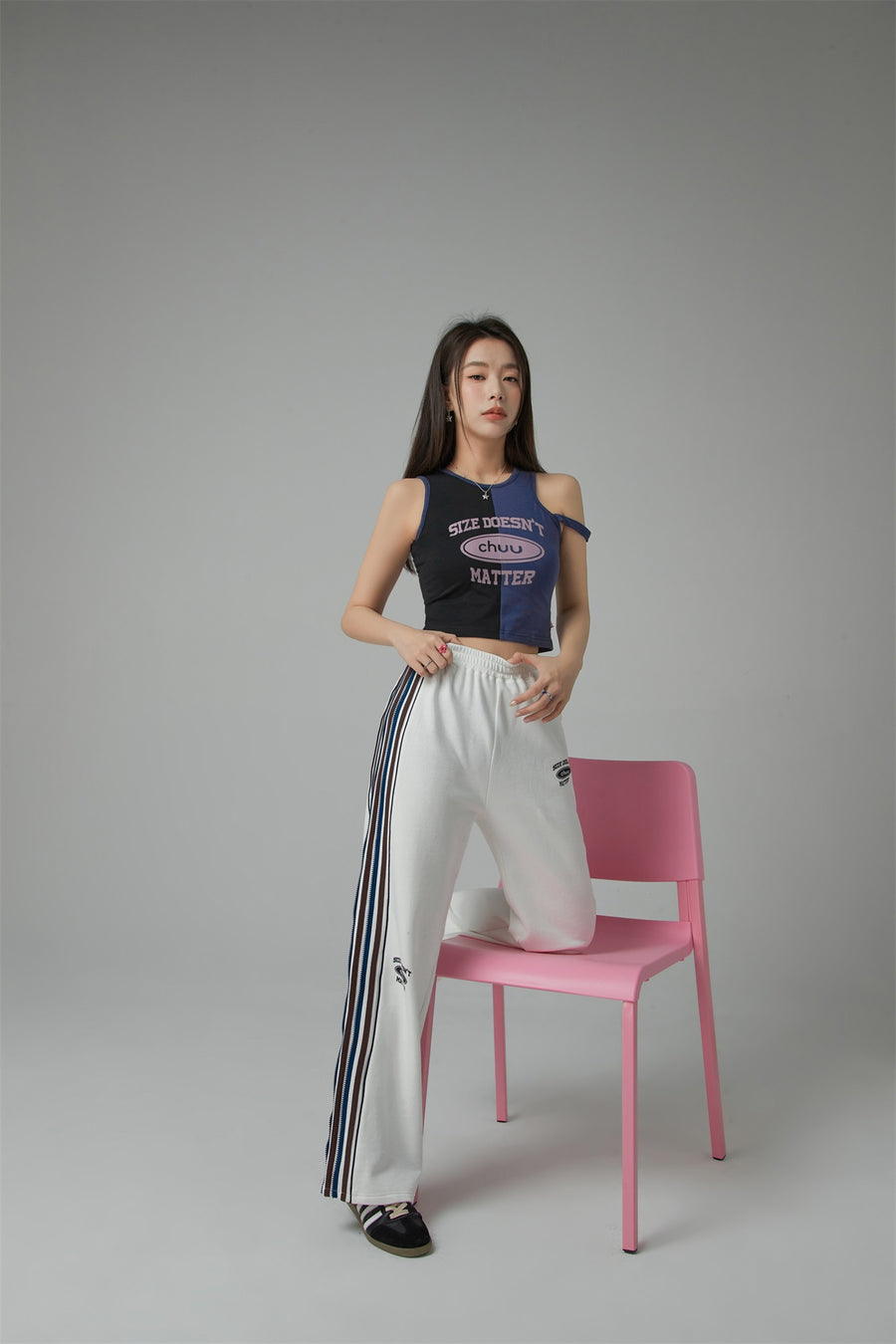 CHUU Size Doesnt Matter Printed Sleeveless Top