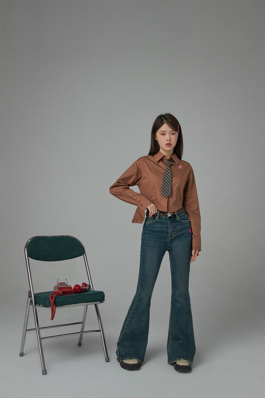 CHUU Drivers License Colored Cropped Shirt