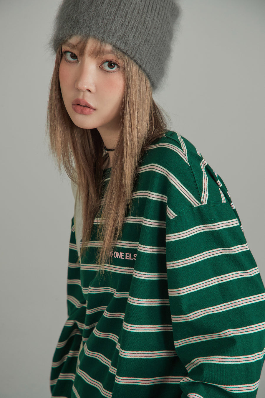 CHUU Round Neck Striped T-Shirt