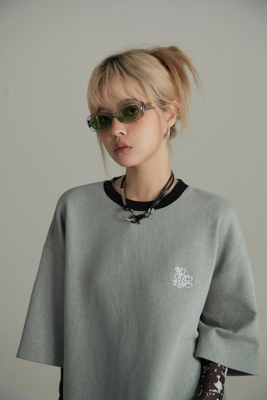 CHUU Embroidered Logo Oversized T-Shirt