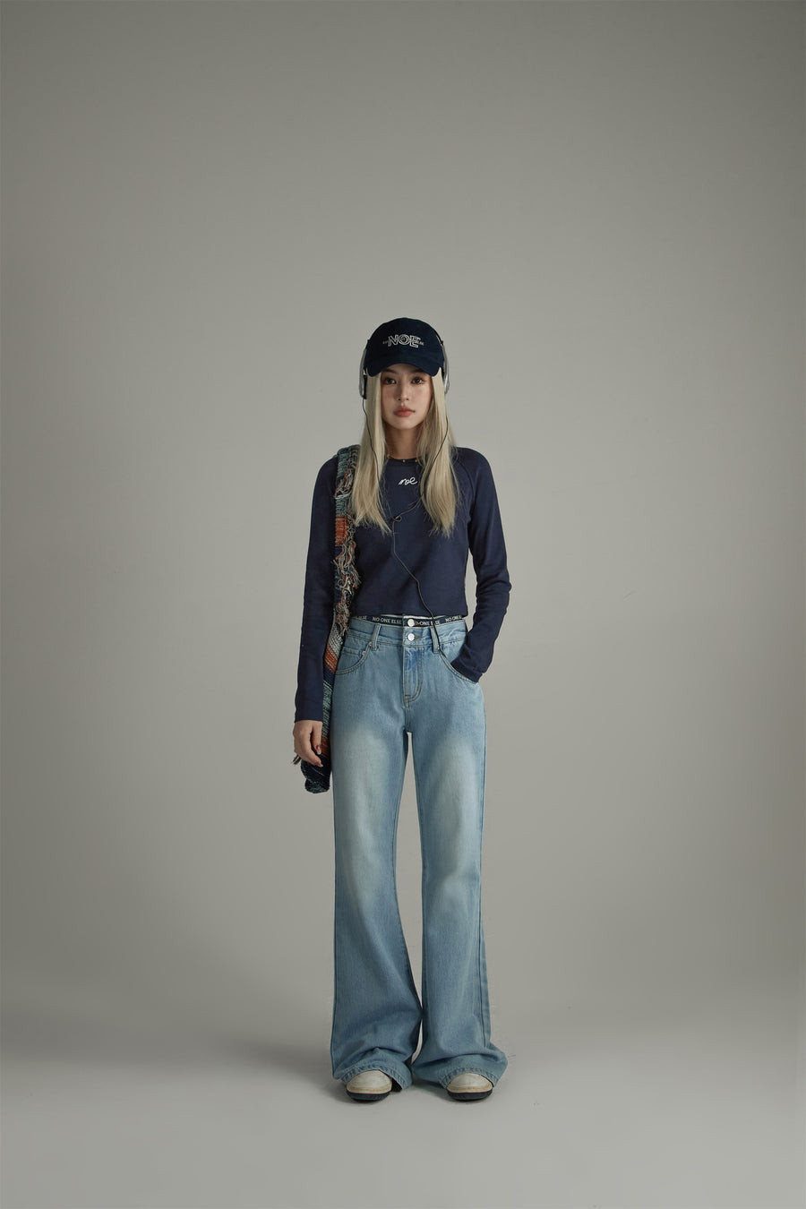 CHUU Semi-Bootcut Denim Jeans