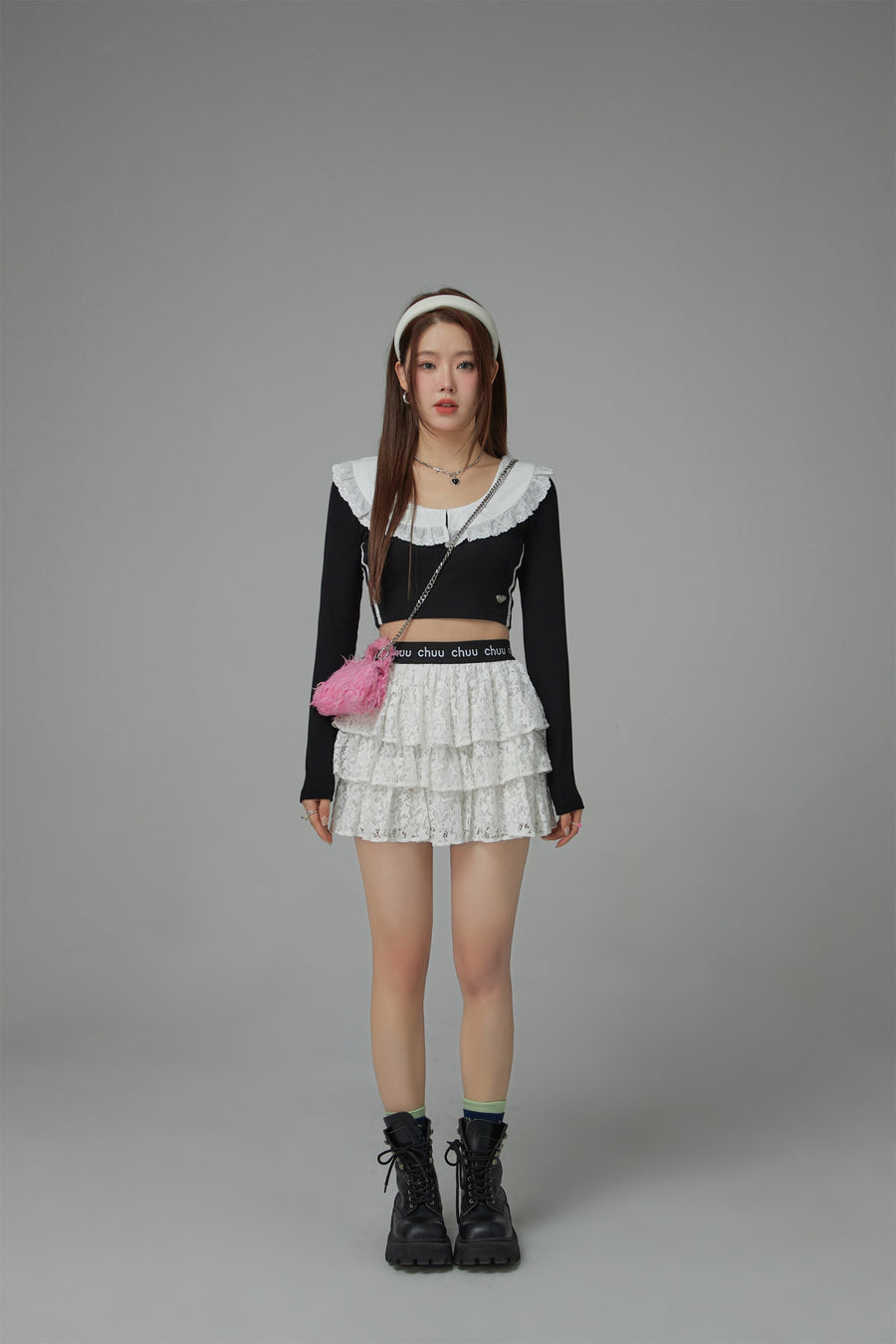 CHUU Eyelet Lace Collar Long-Sleeved Crop Top