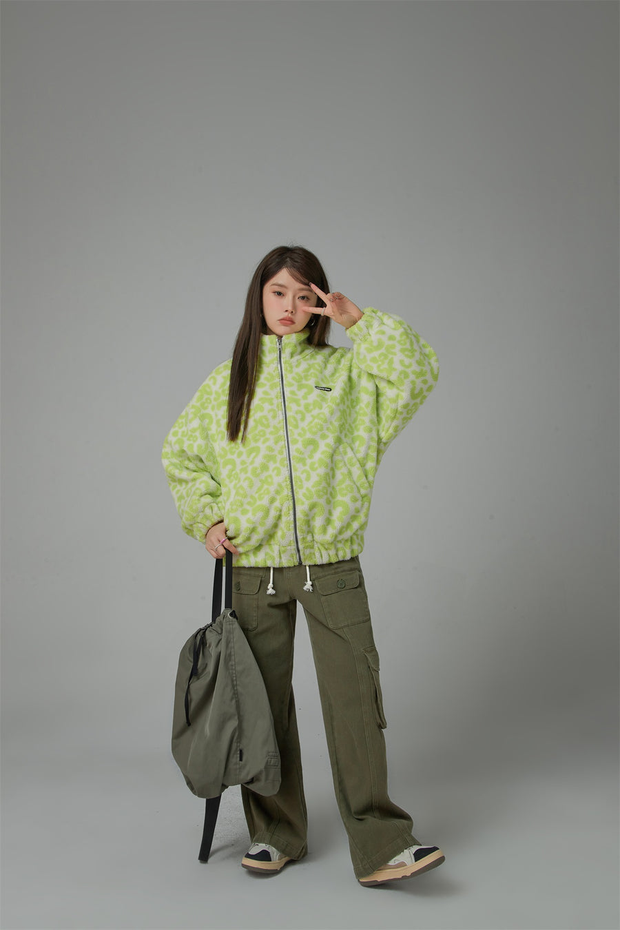 CHUU Million Dollar Seeker Leopard Fleece Loose Fit Jacket