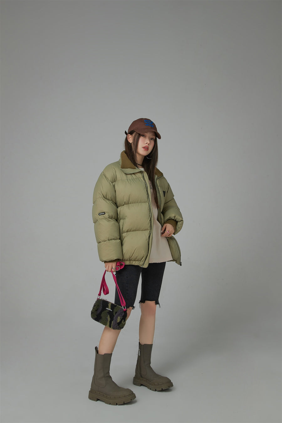 CHUU Duck Down High Neck Padded Coat