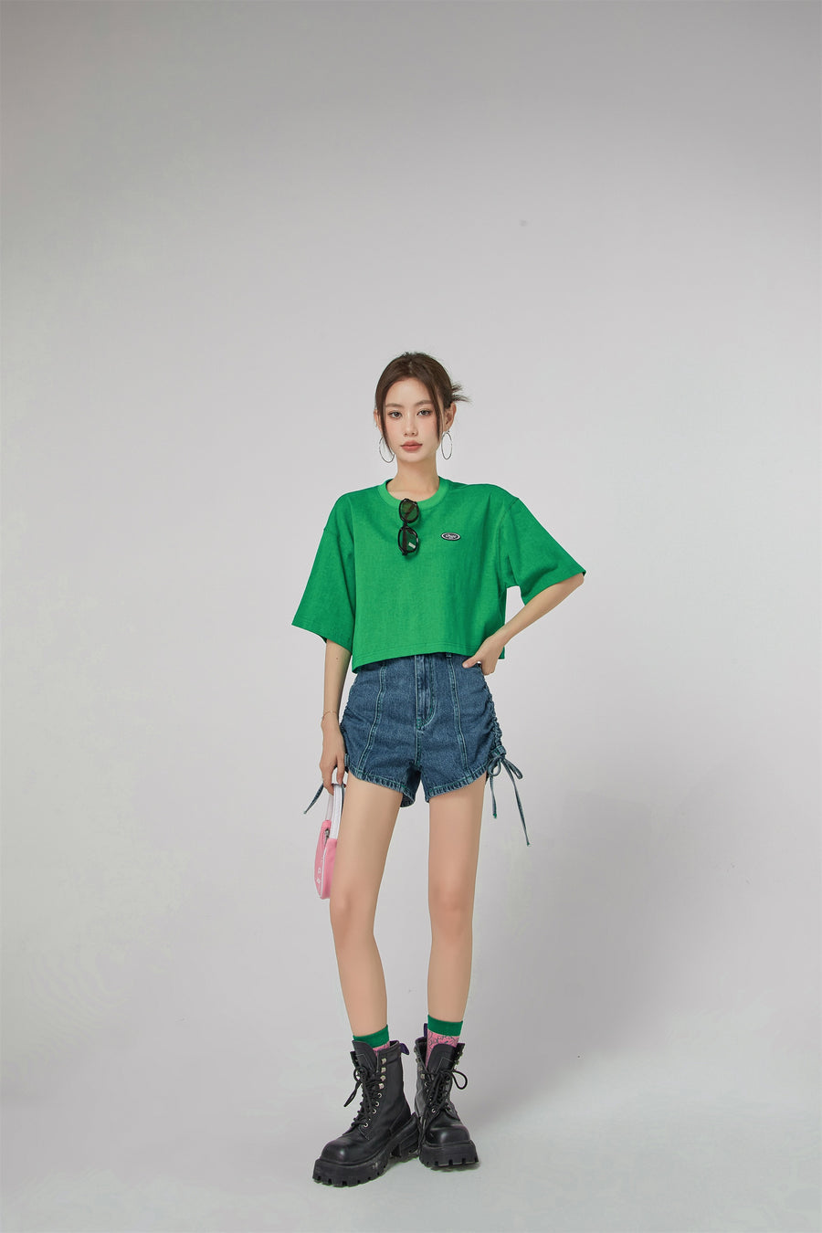 CHUU Chuu Logo Overfit Crop T-Shirt