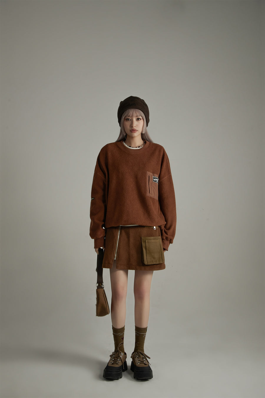 CHUU Pocket Fleece Mini Skirt