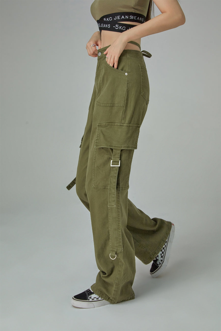 CHUU Pretty Warrior Solid High Waist Casual Pants