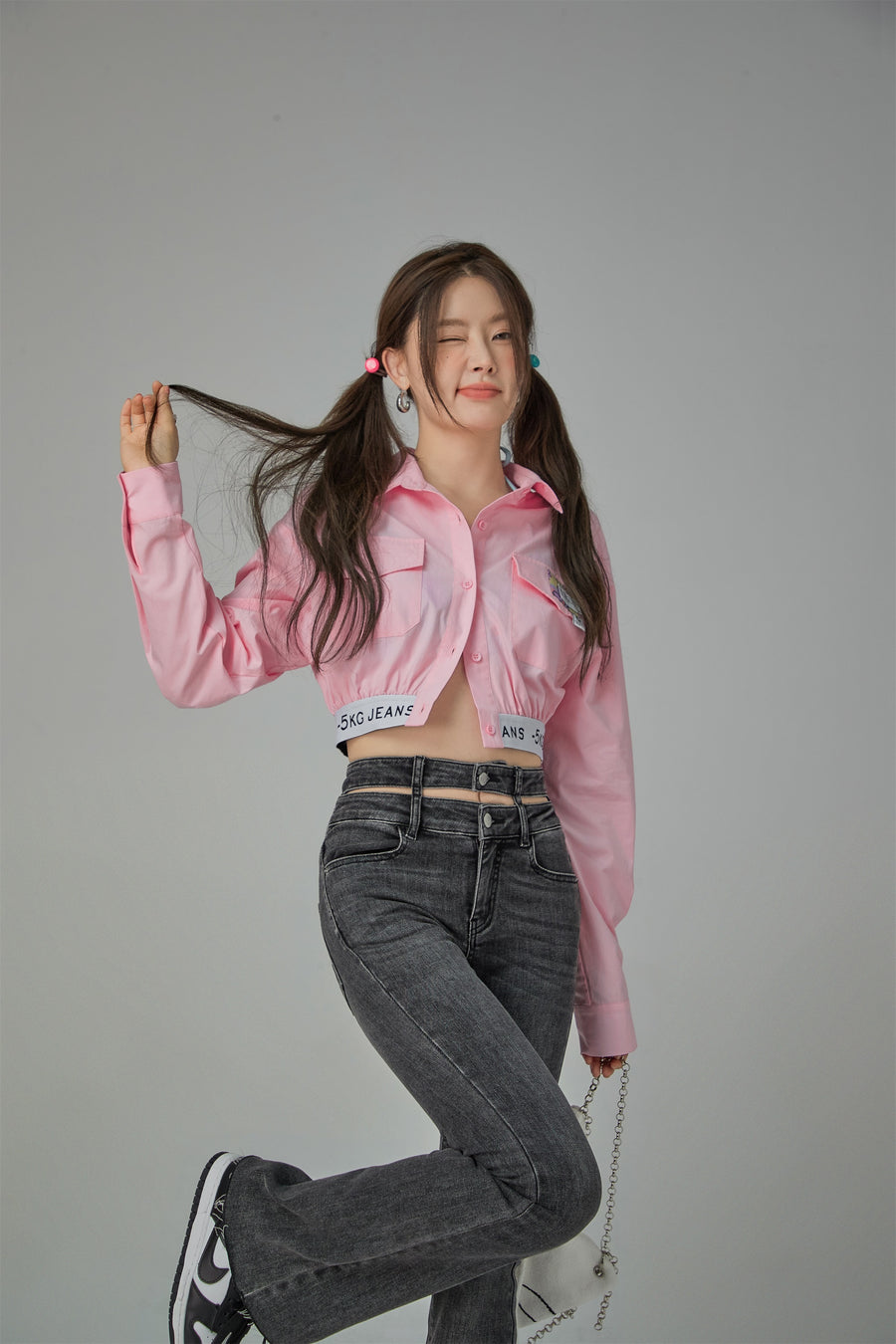 CHUU Button Up Pocket Crop Shirt