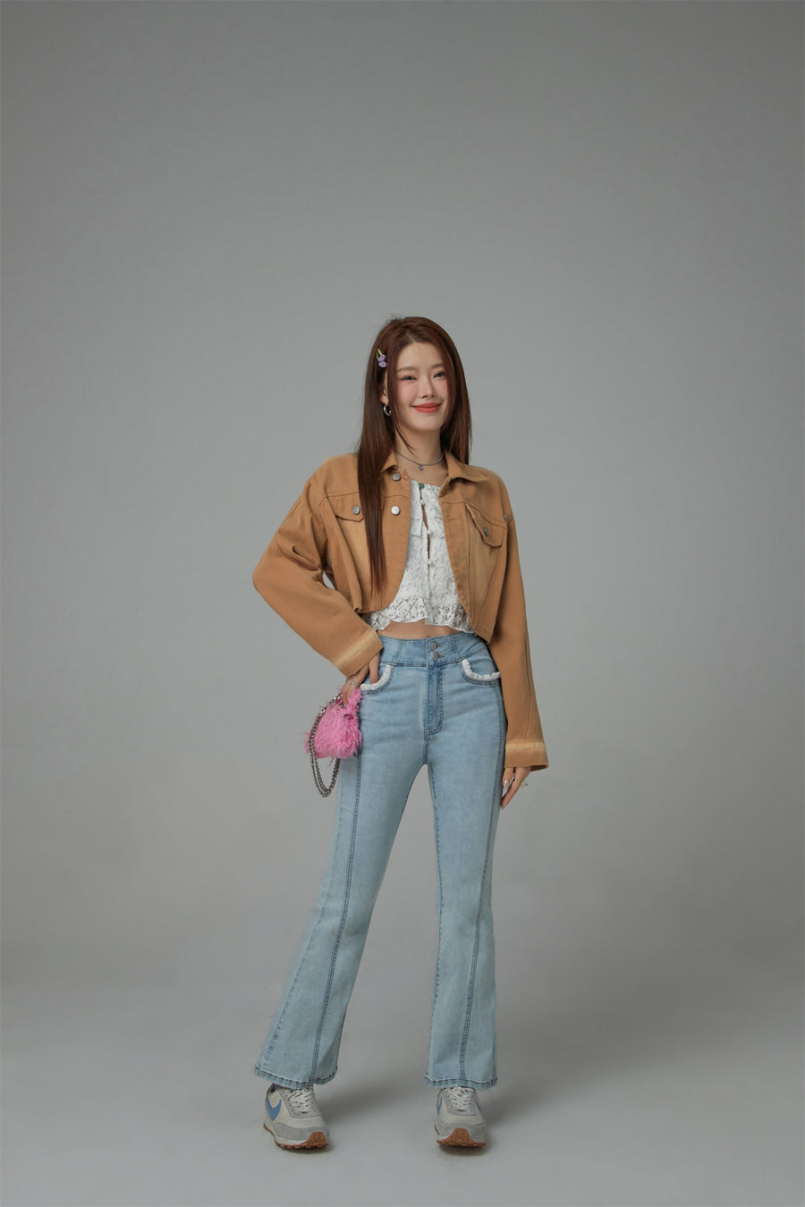 CHUU Lace Pockets Bootcut Jeans