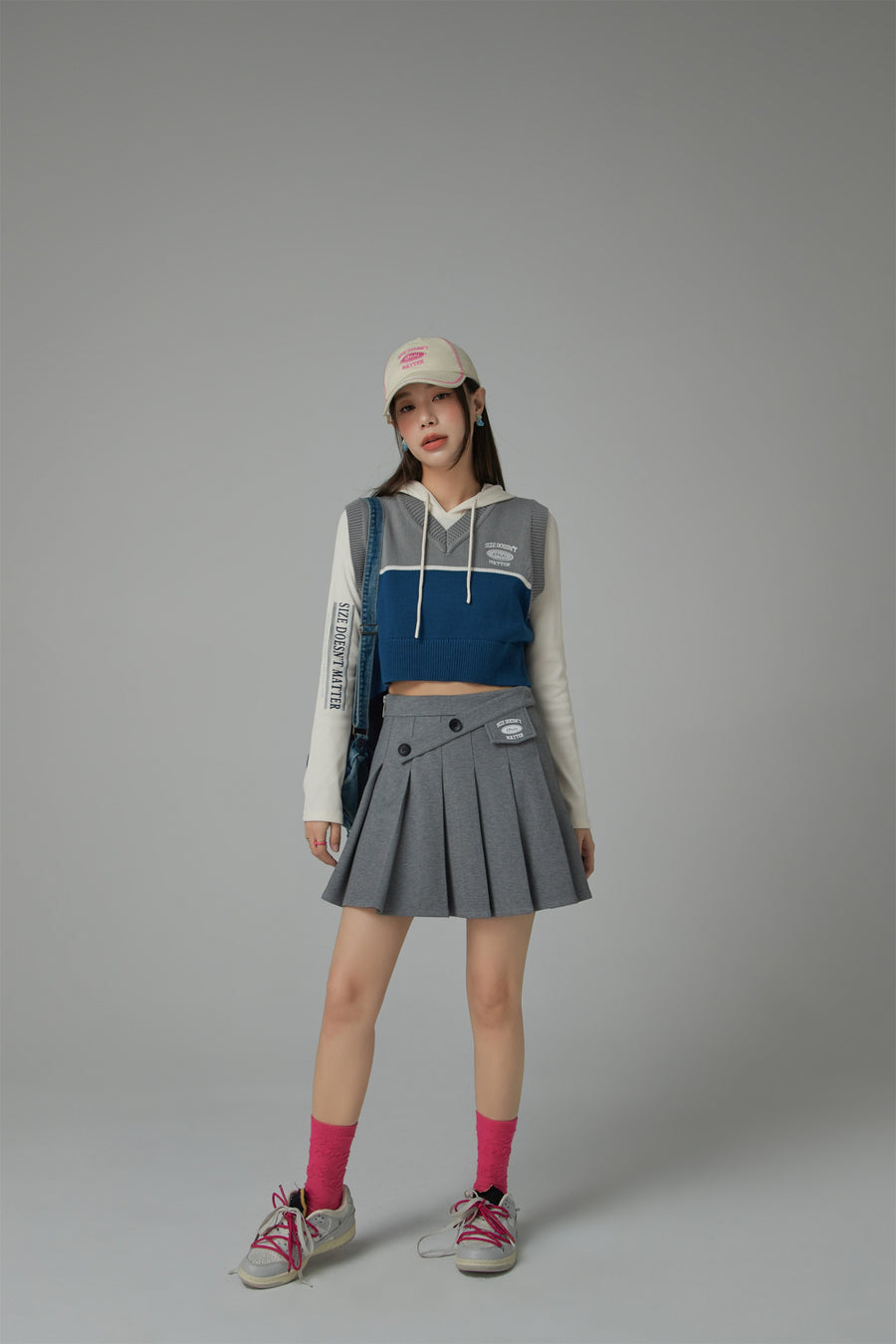 CHUU V-Neck Color Matching Knit Vest