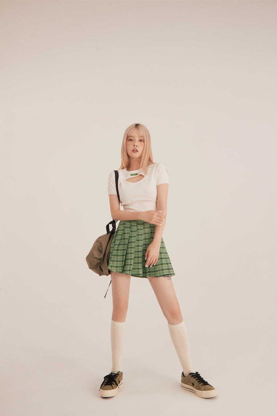 CHUU Front Cutout Ribbed Top