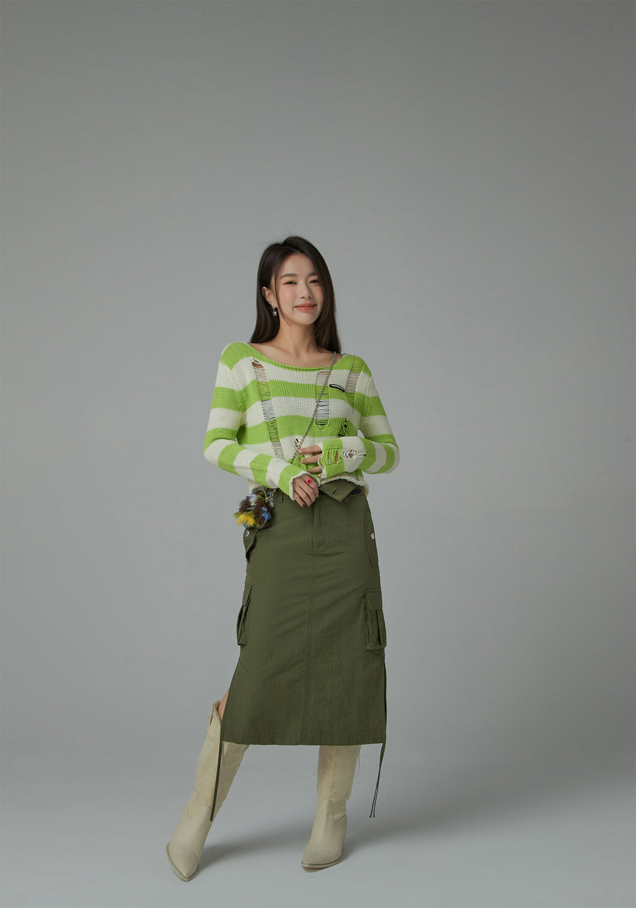 CHUU Distressed Stripe Crop Knit Top