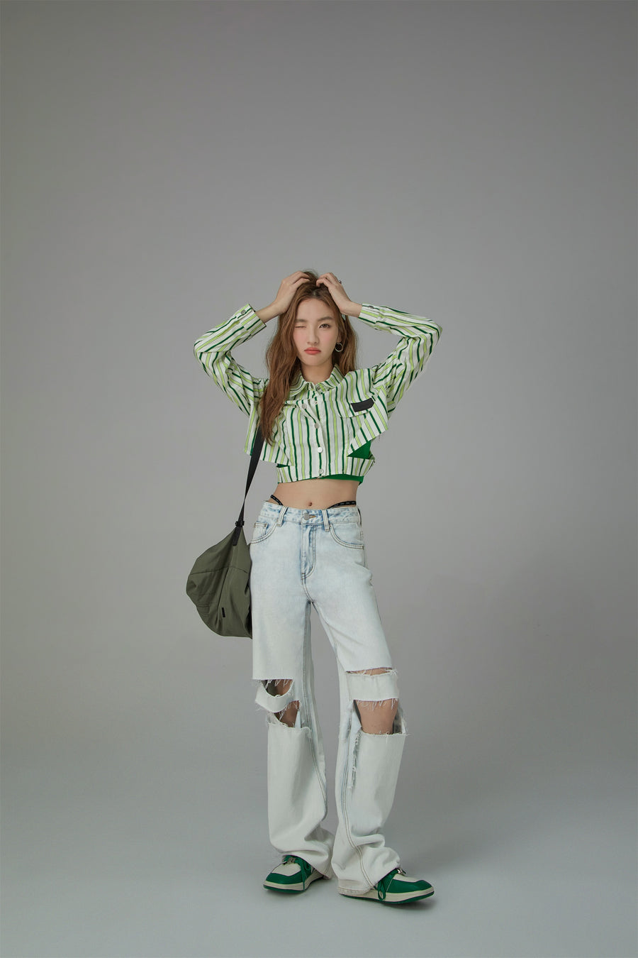 CHUU Cutout Striped Crop Shirt