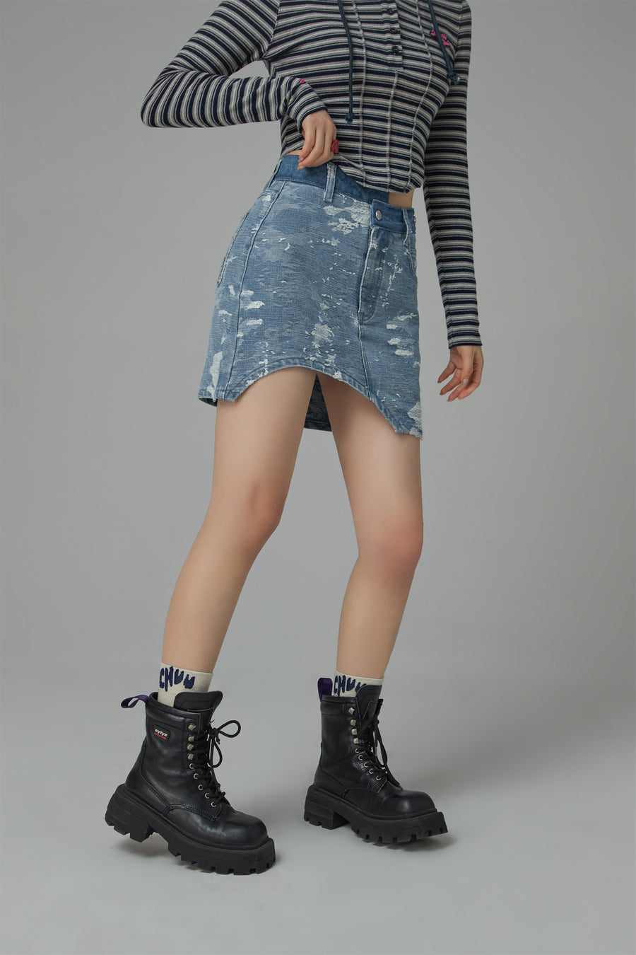 CHUU Washed Denim Unbalanced Mini Skirt