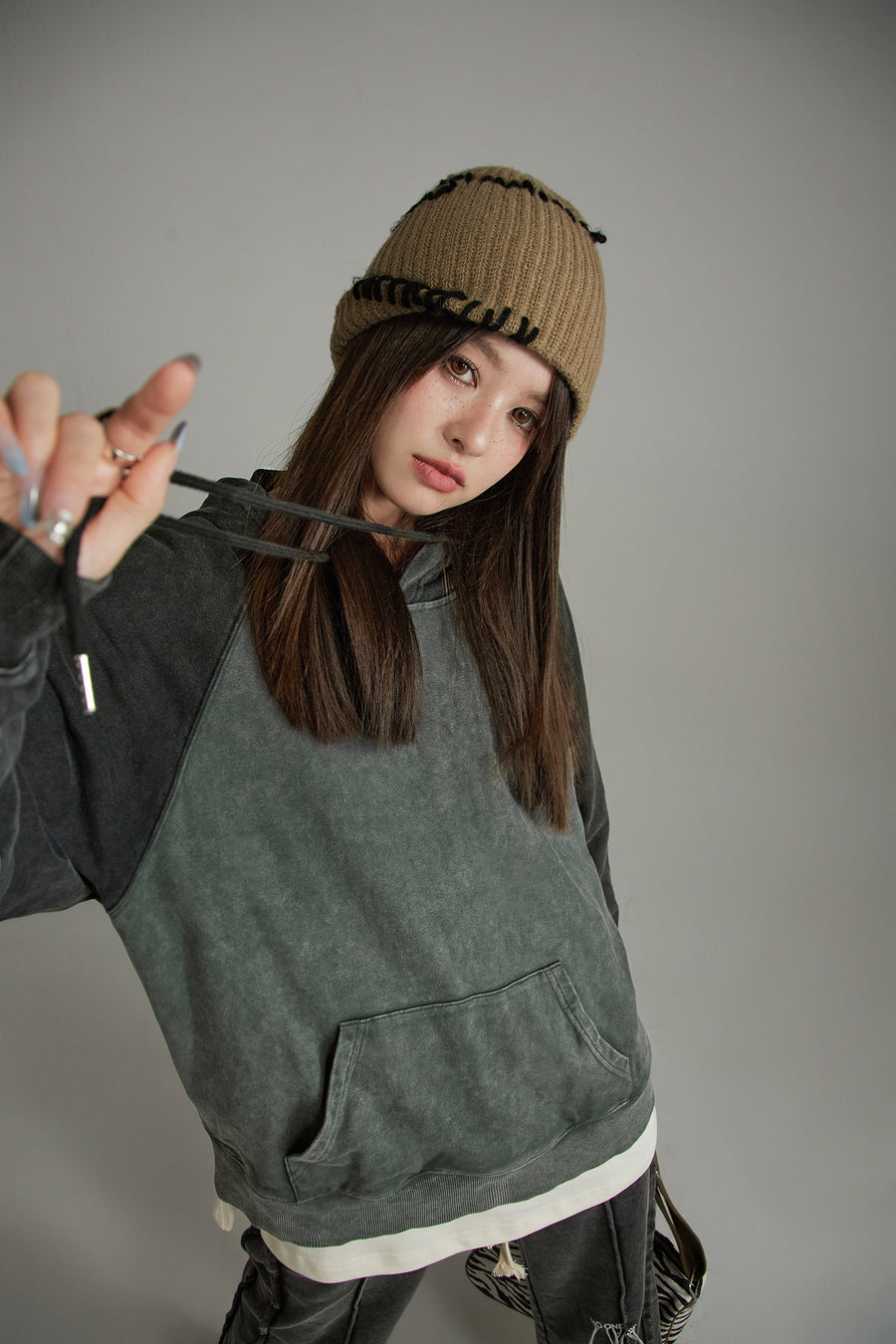 CHUU Classic Loose Fit Hoodie