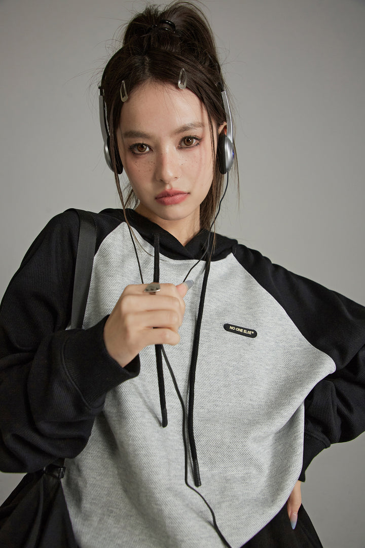 String Contrast Raglan Hoodie