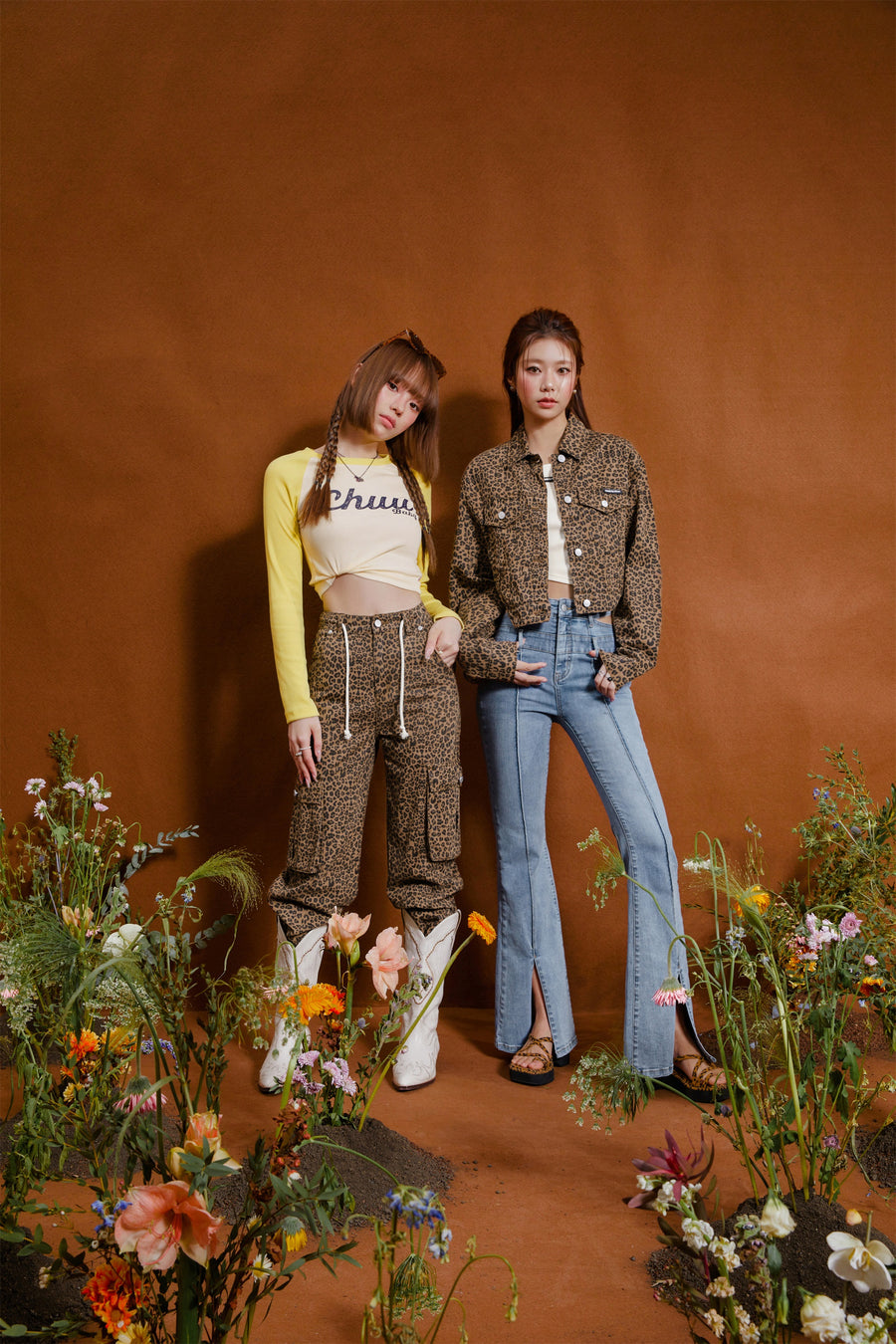 CHUU Leopard Pocket Denim Long Pants