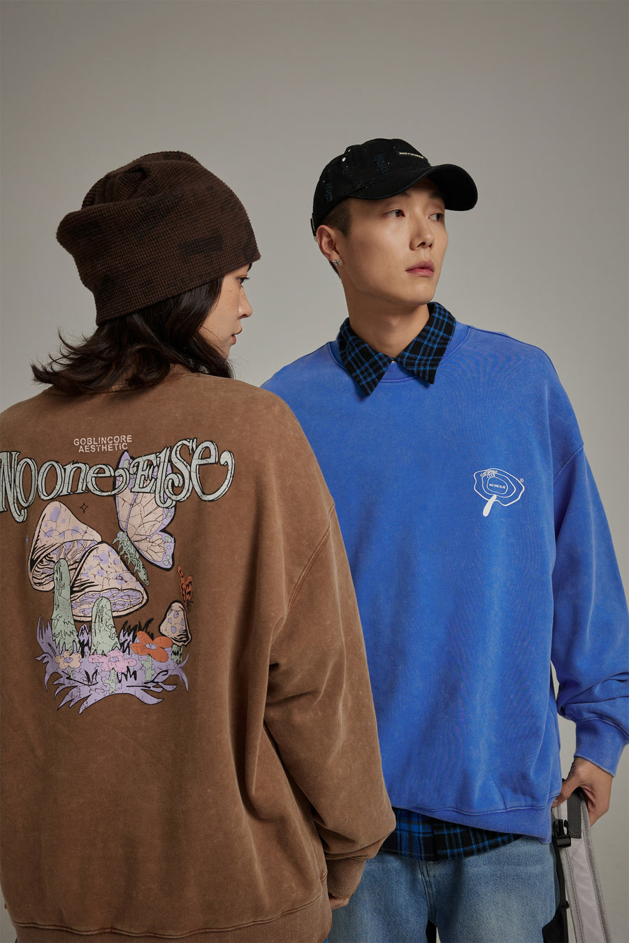 CHUU Look For The Mushrooms Sweatshirt