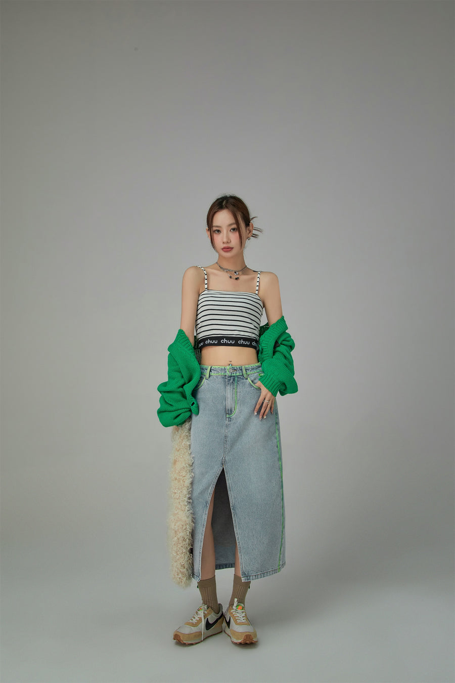 CHUU Maxi Front Slit Long Denim Skirt