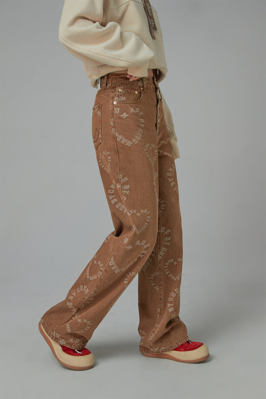 CHUU Waist Cutout Heart Print Wide Jeans