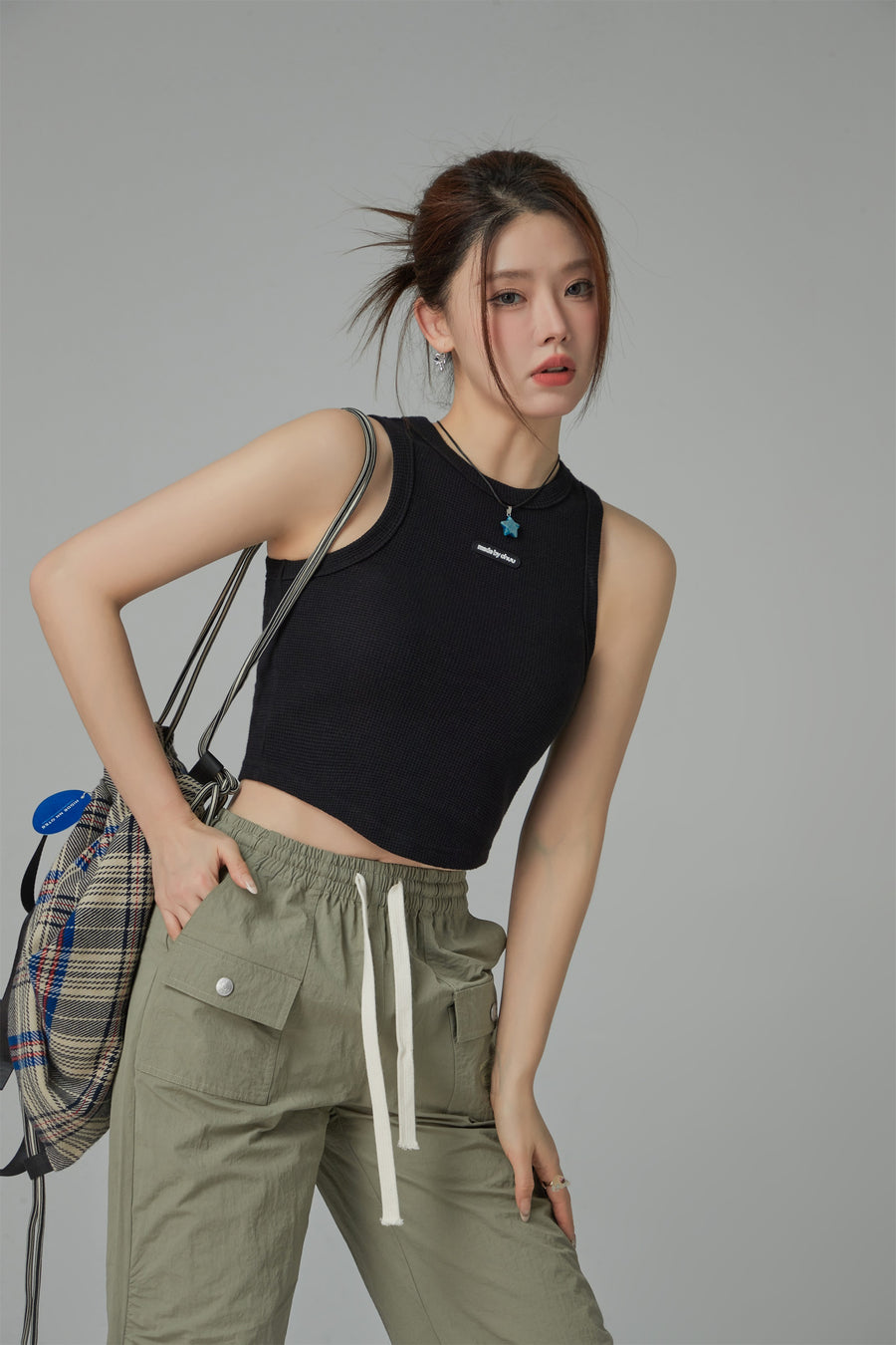 CHUU Color Slim Sleeveless Crop Top