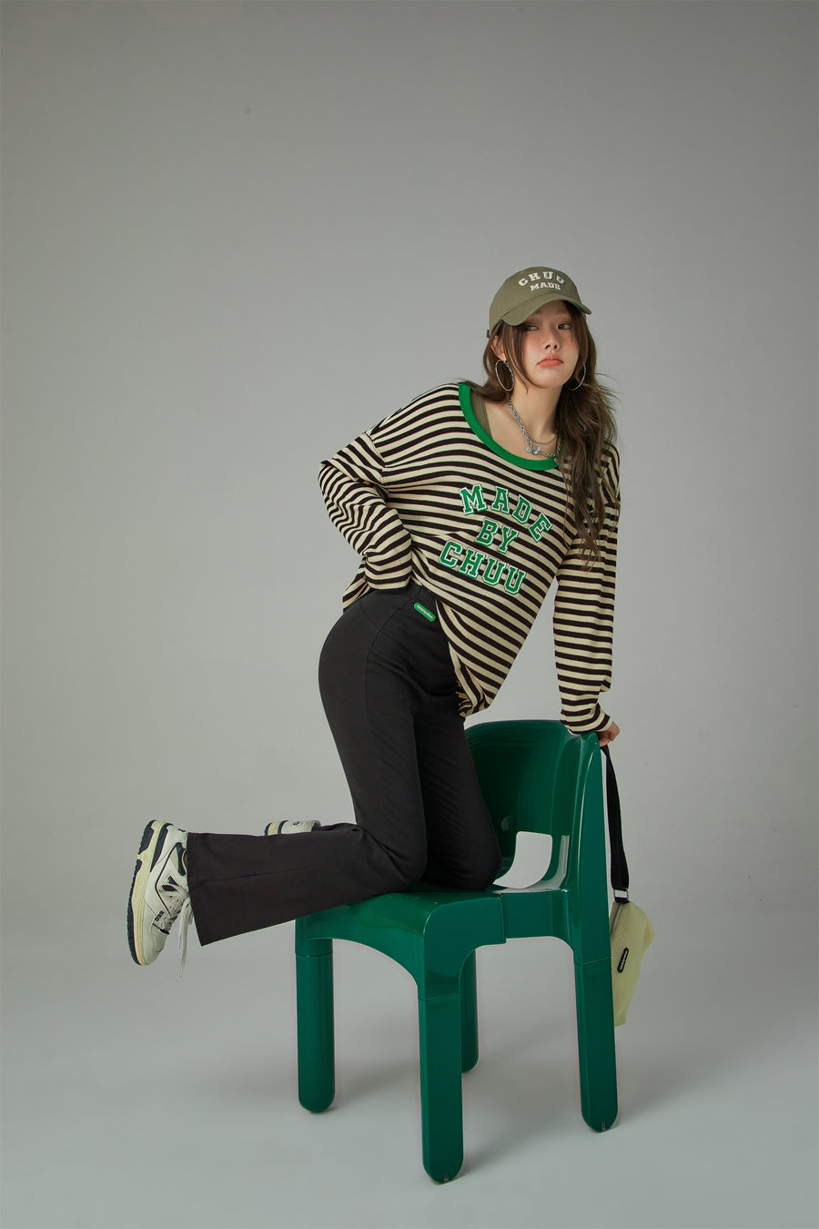 CHUU Cheerful Striped Long Sleeve T-Shirt