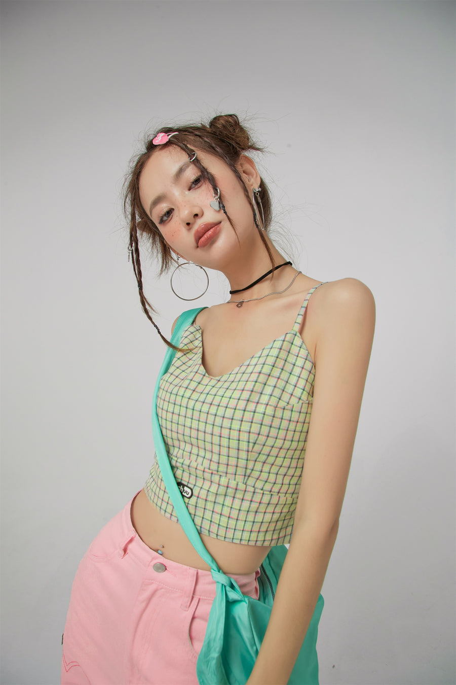 CHUU Lovely Check Cami Top