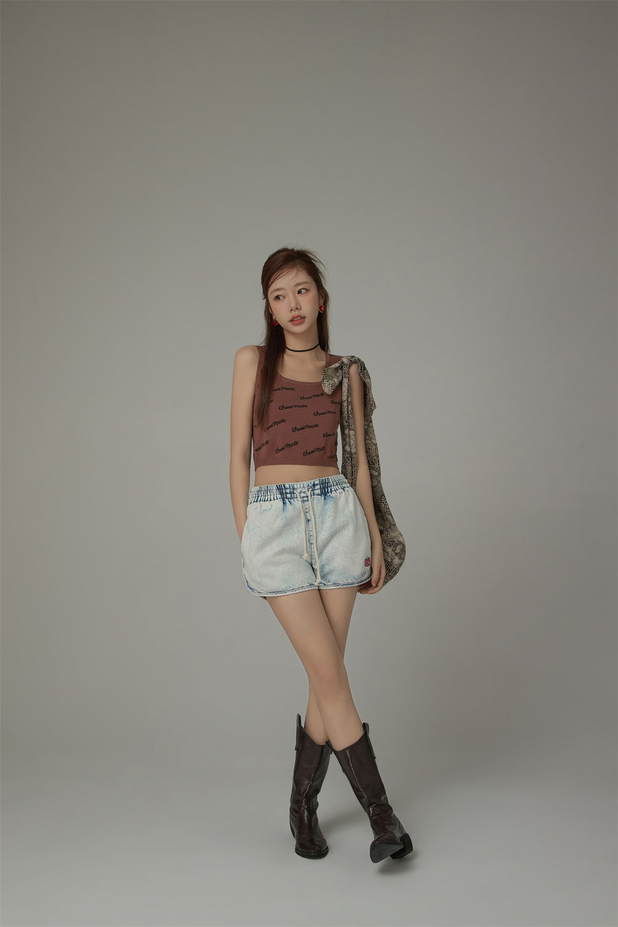 CHUU String Denim Shorts