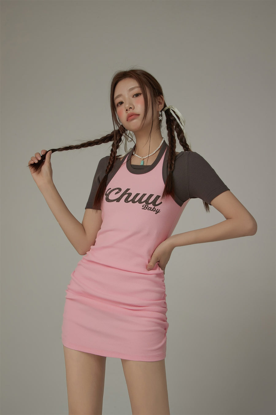 CHUU Color Matching Halter Mini Dress