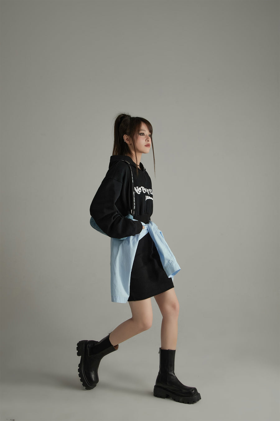 CHUU Noe Chic Hoodie Dress