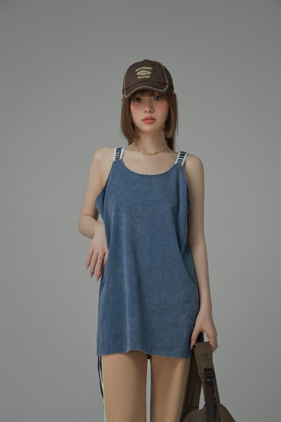 CHUU Size Doesnt Matter Straps Loose Fit Sleeveless Top