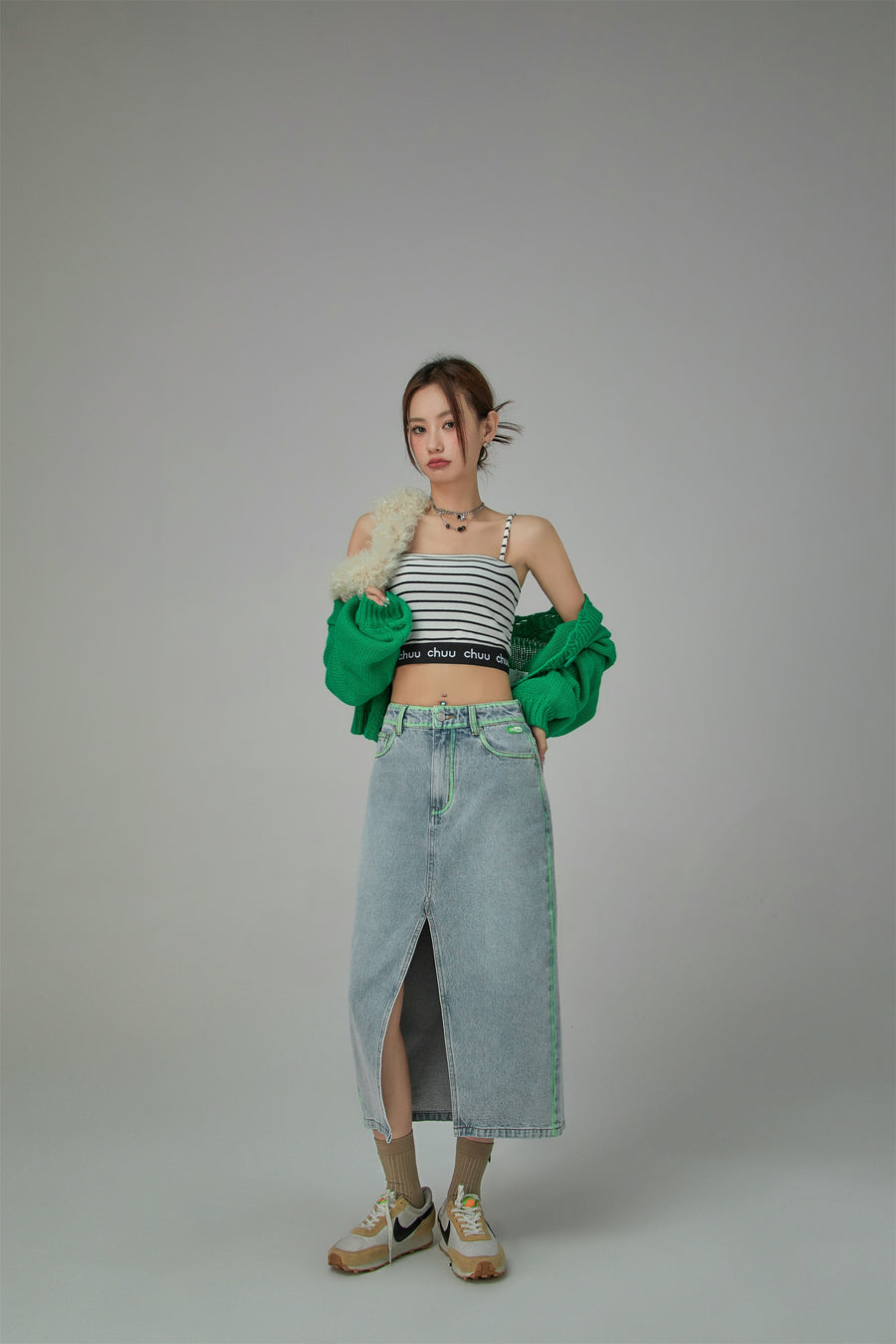 CHUU Maxi Front Slit Long Denim Skirt