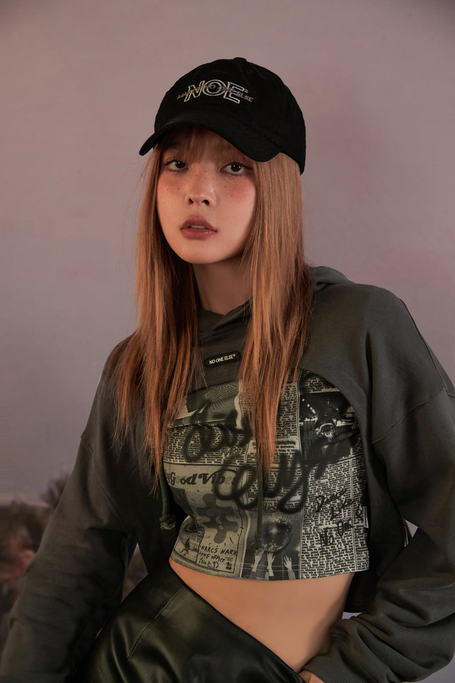 CHUU Cropped String Hoodie