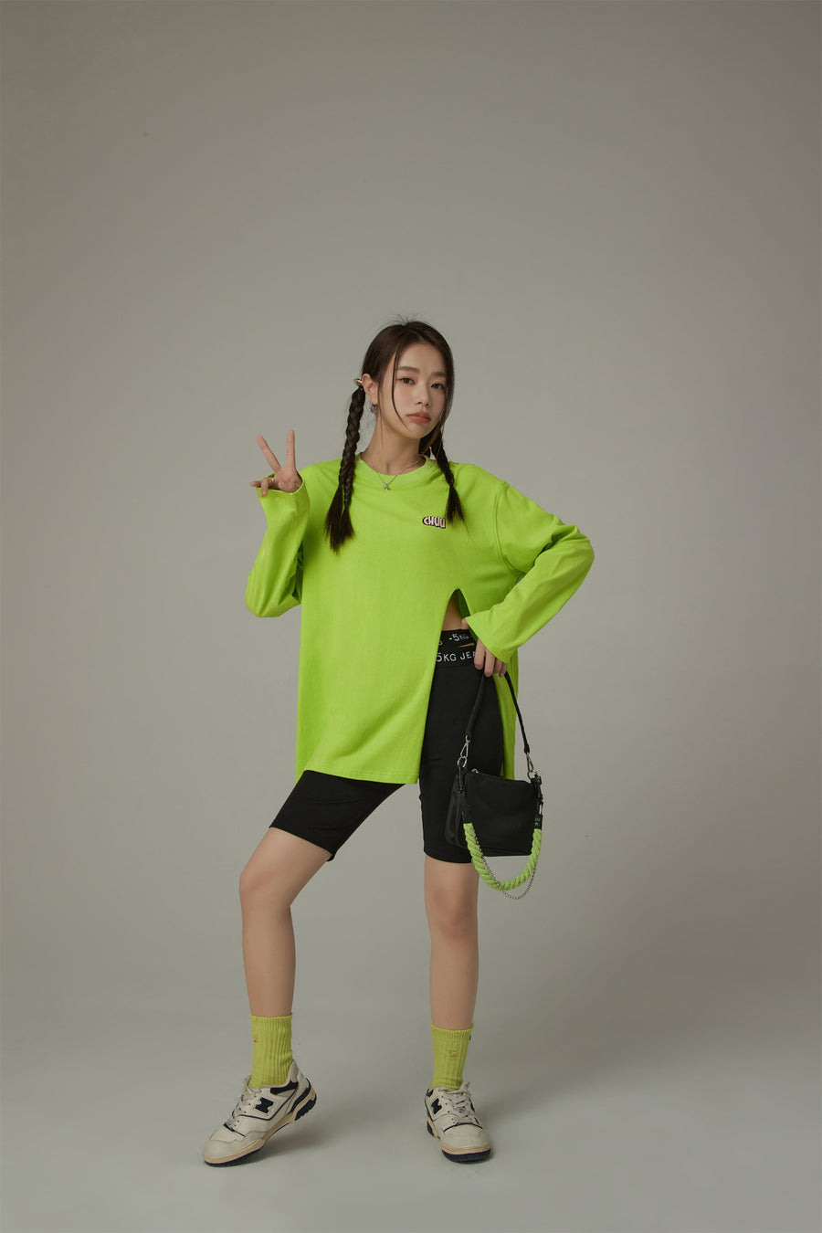 CHUU Split Loose Fit T-Shirt