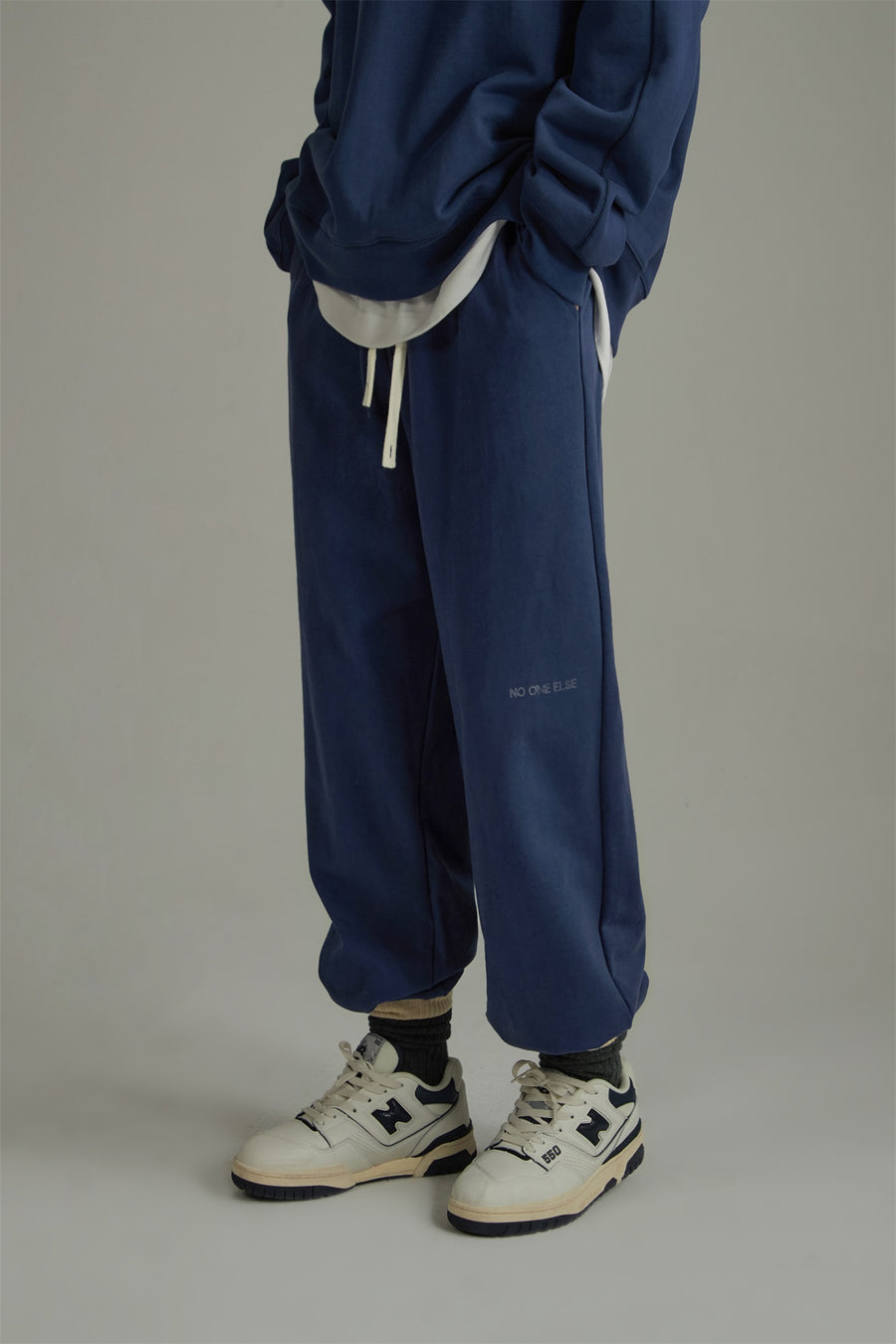 CHUU Casual Loose Fit Jogger Pants