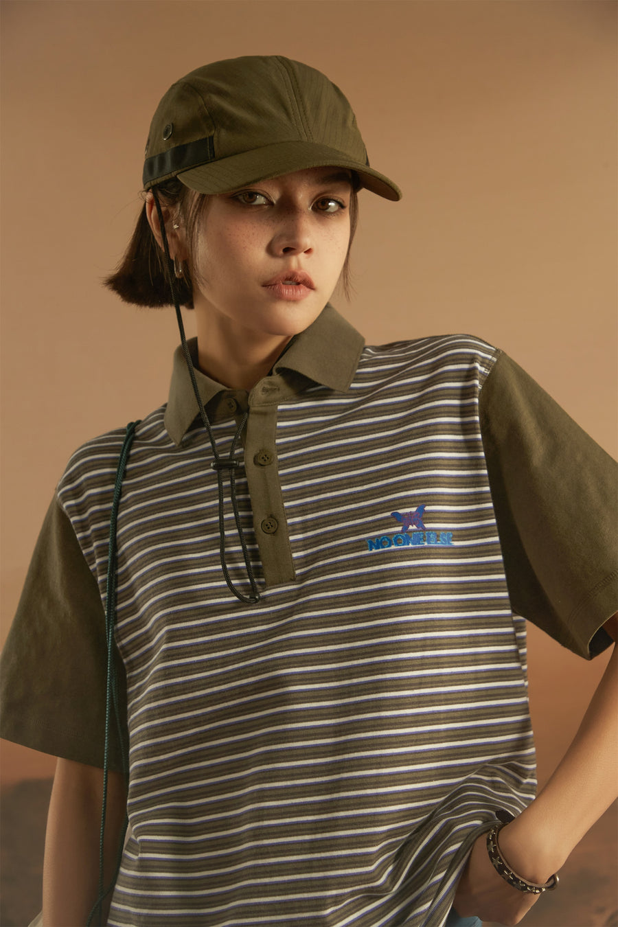 CHUU Stripe Color Polo Neck T-Shirt