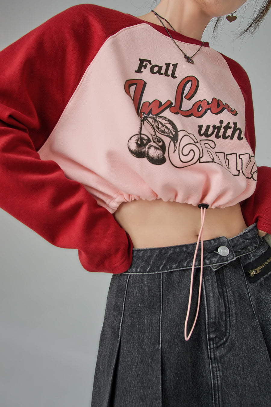 CHUU Feels Like Christmas Sweatshirt