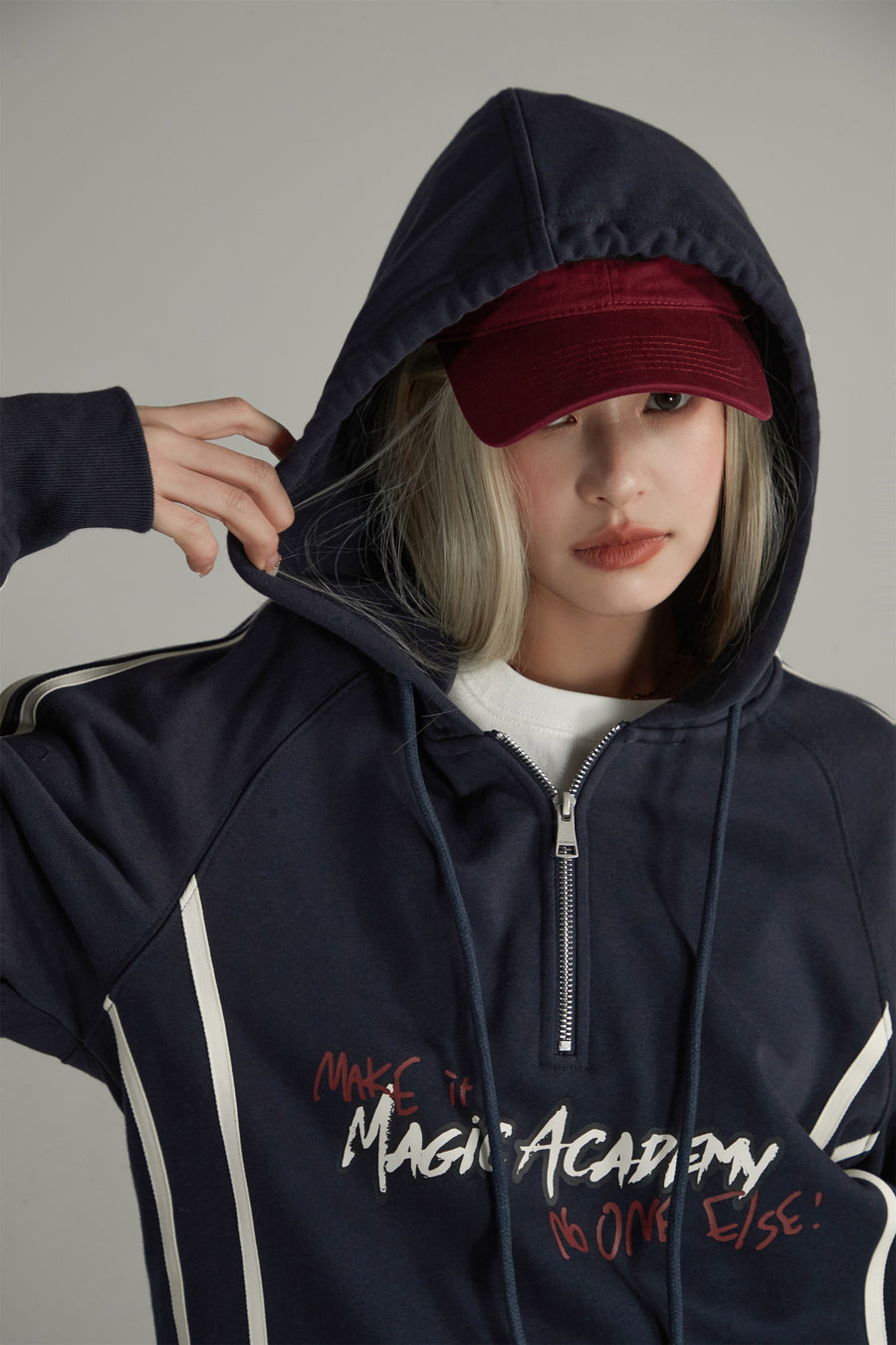 CHUU Magic Academy Half Zip-Up Hoodie