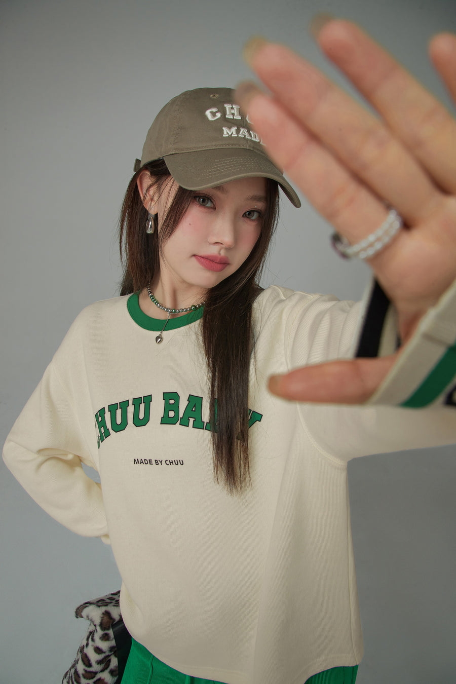 CHUU Chuu Baby Long-Sleeves Top