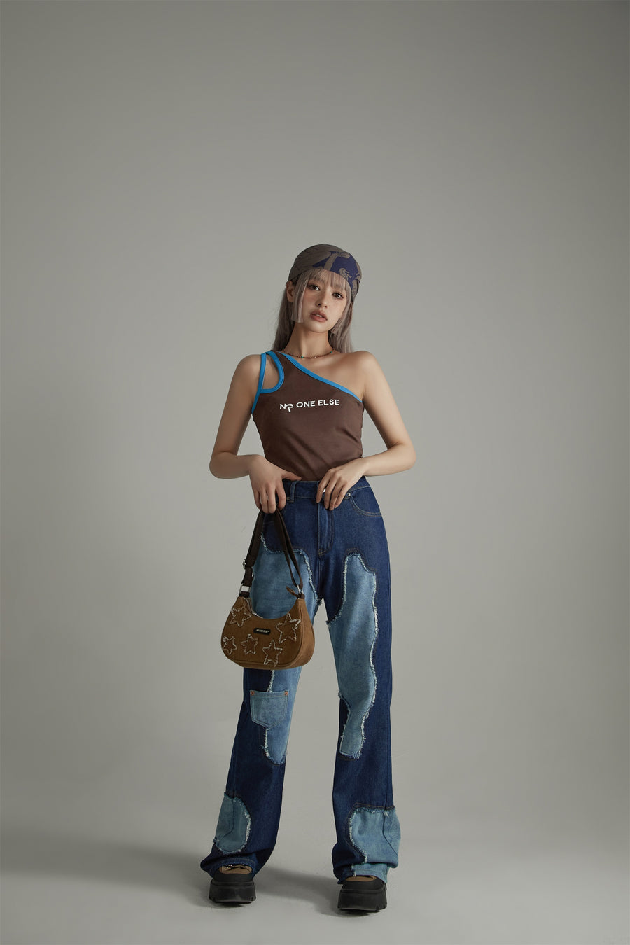 CHUU 2 Way Off The Shoulder Sleeveless Crop Top