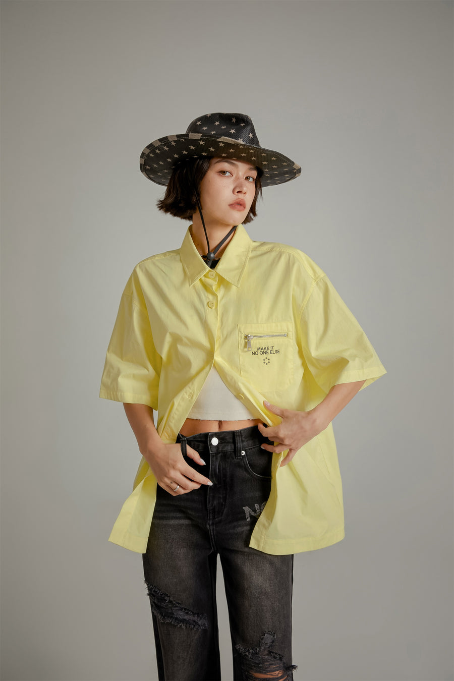 CHUU Star Circle Boxy Short-Sleeves Shirt