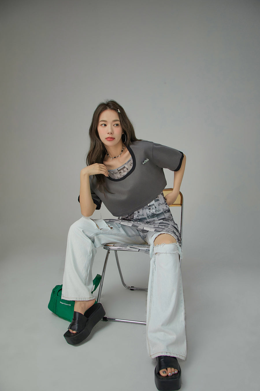 CHUU Boat-Neck Loosefit Crop Top