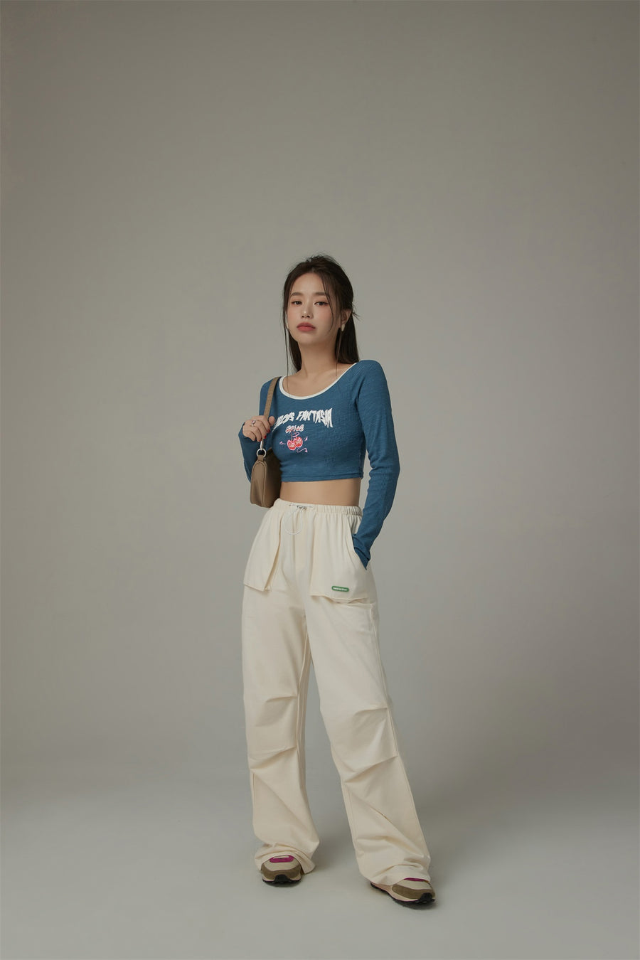 CHUU Banding Wide Training Pants