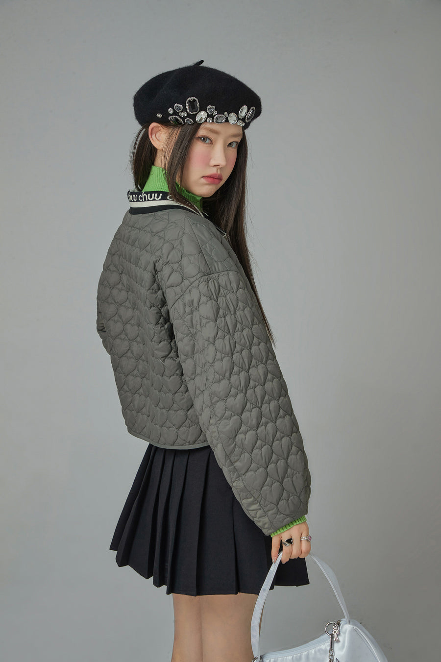 CHUU Heart Quilted V-Neck Anorak