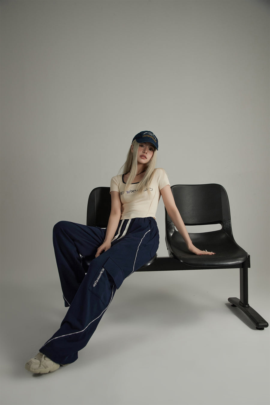 CHUU String Cargo Wide Pants