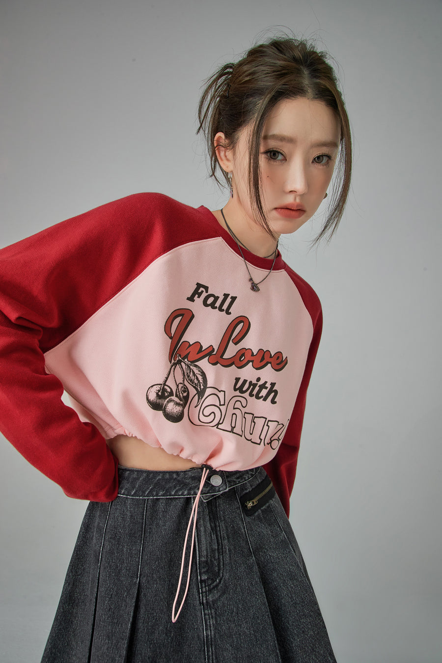 CHUU Feels Like Christmas Sweatshirt