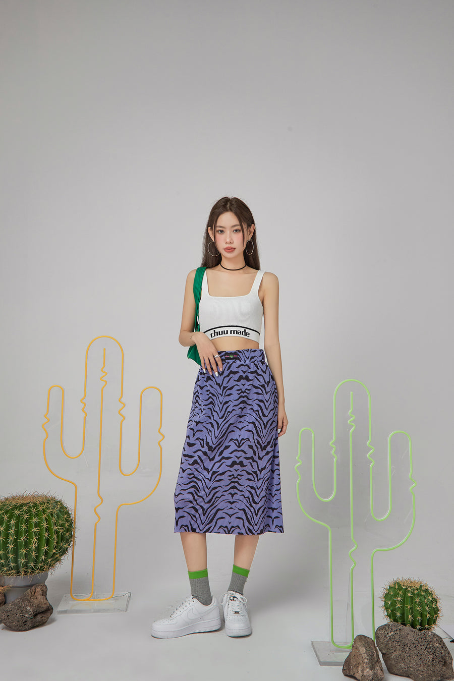 CHUU Tiger Colored Print Midi Skirt