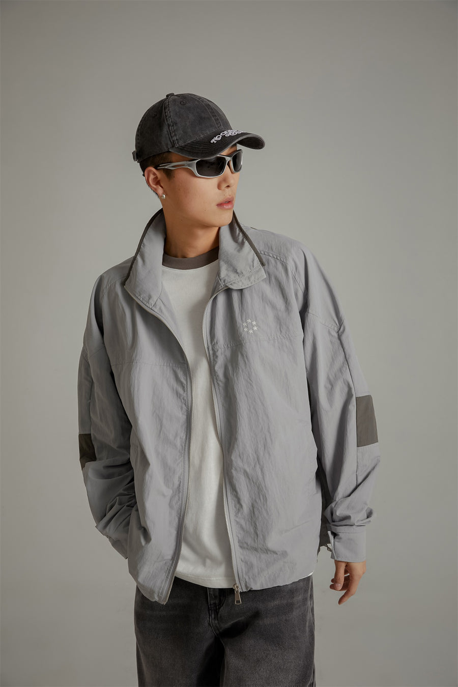 CHUU Star Circle Zip-Up Field Jacket