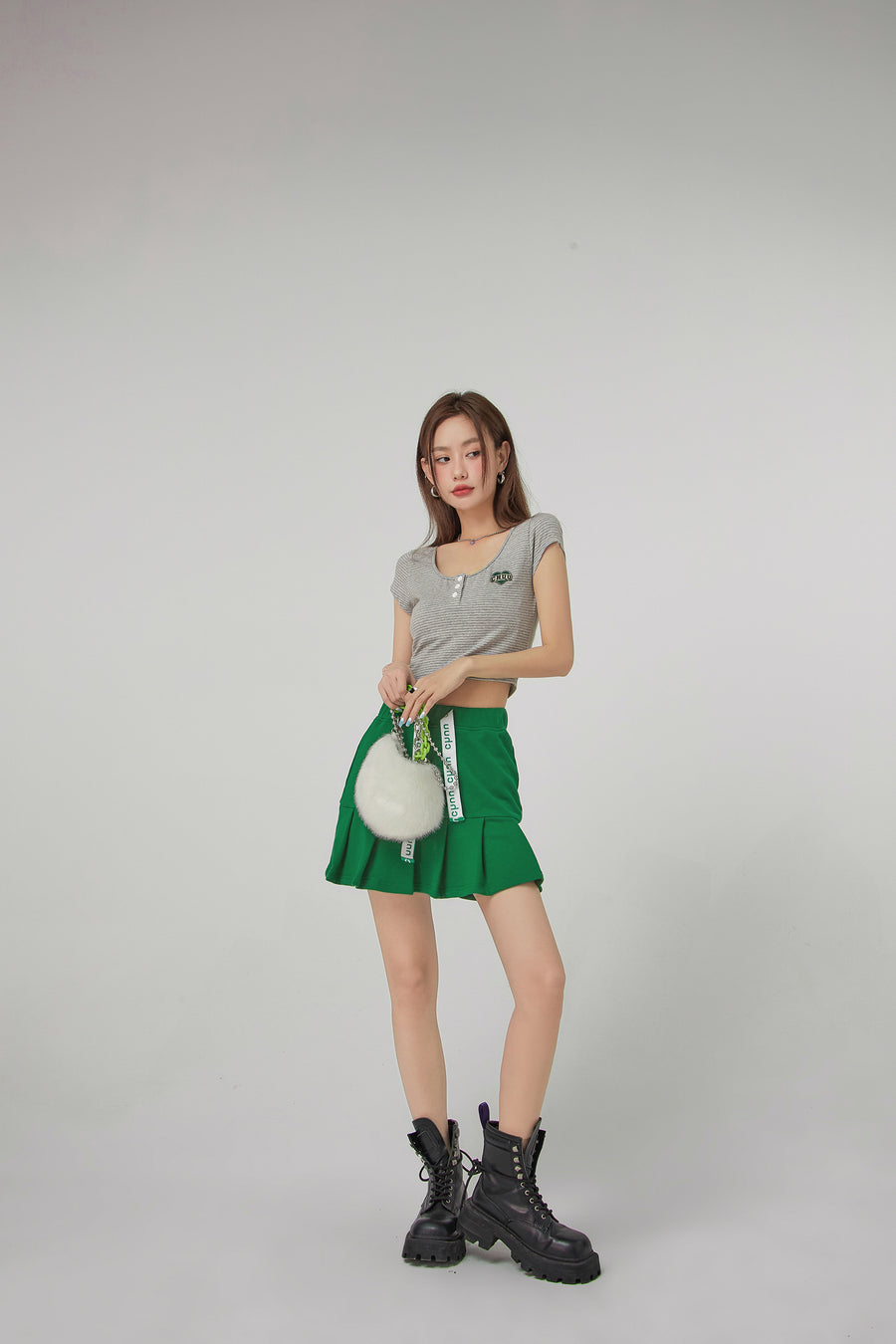 CHUU Stripe Front Button Crop Top