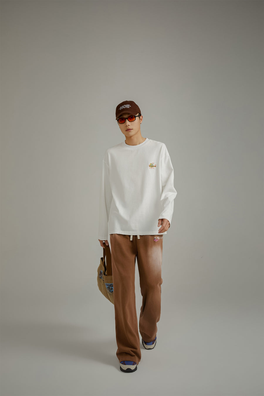 CHUU Noe Embroidered Loose-Fit T-Shirt